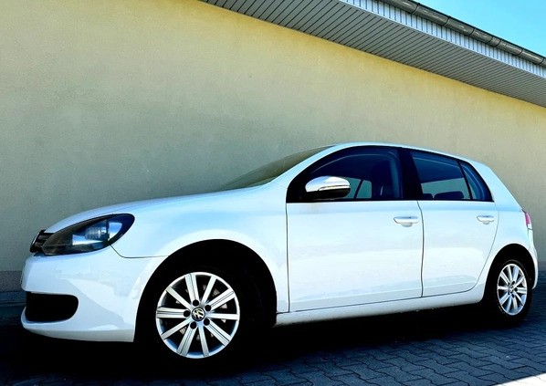 Volkswagen Golf cena 25900 przebieg: 127000, rok produkcji 2012 z Biała małe 667